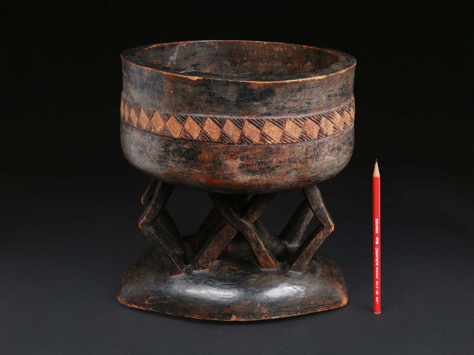 A Lozi Bowl - 2