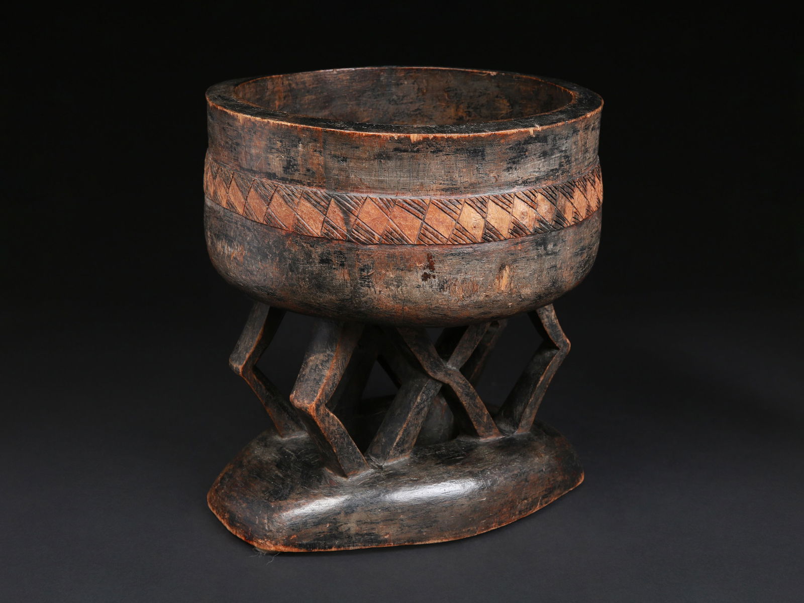 A Lozi Bowl - 6