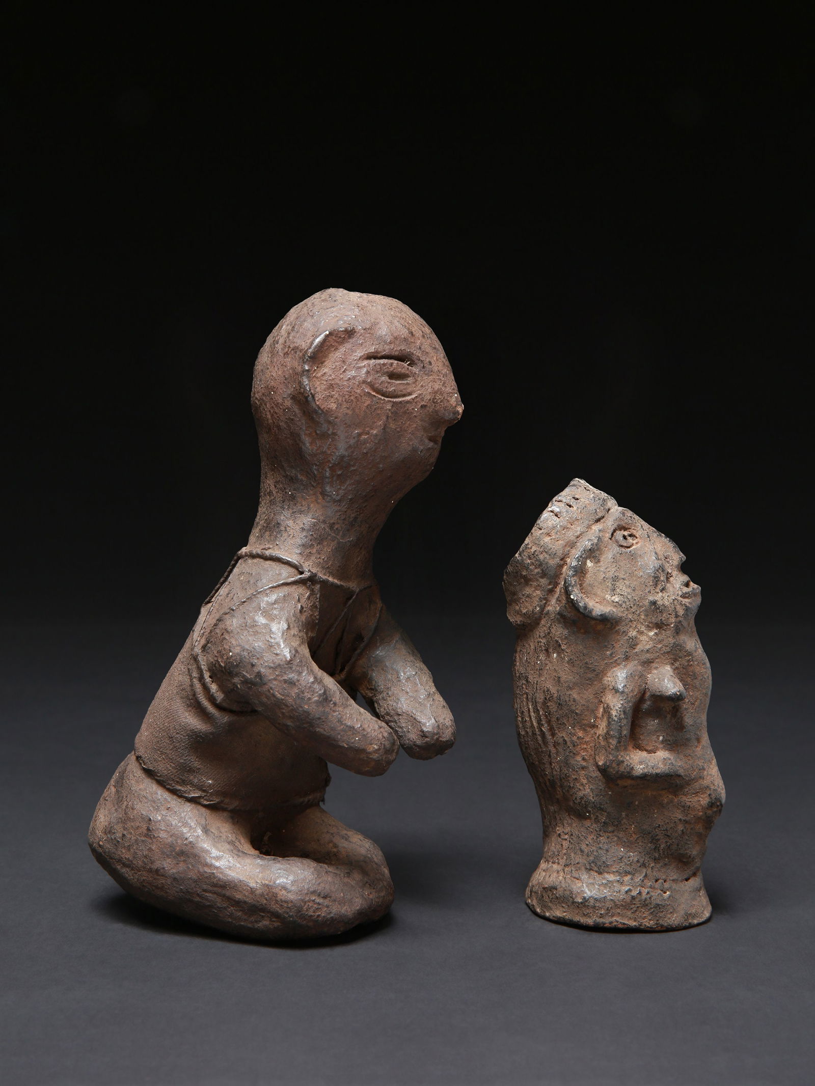 2 Zigua Miniature Terracotta Figures - 4