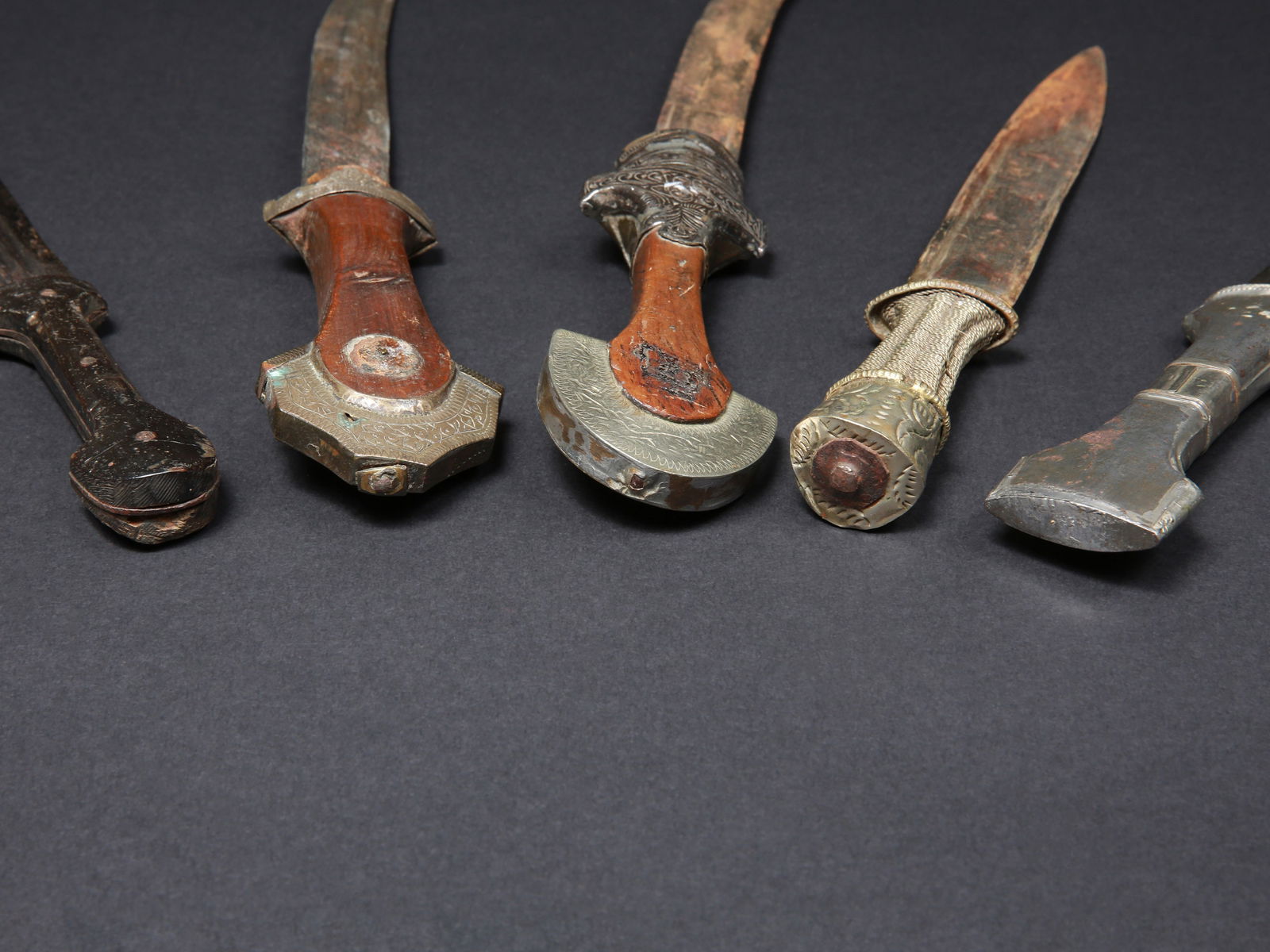 5 Daggers with Sheaths - 7