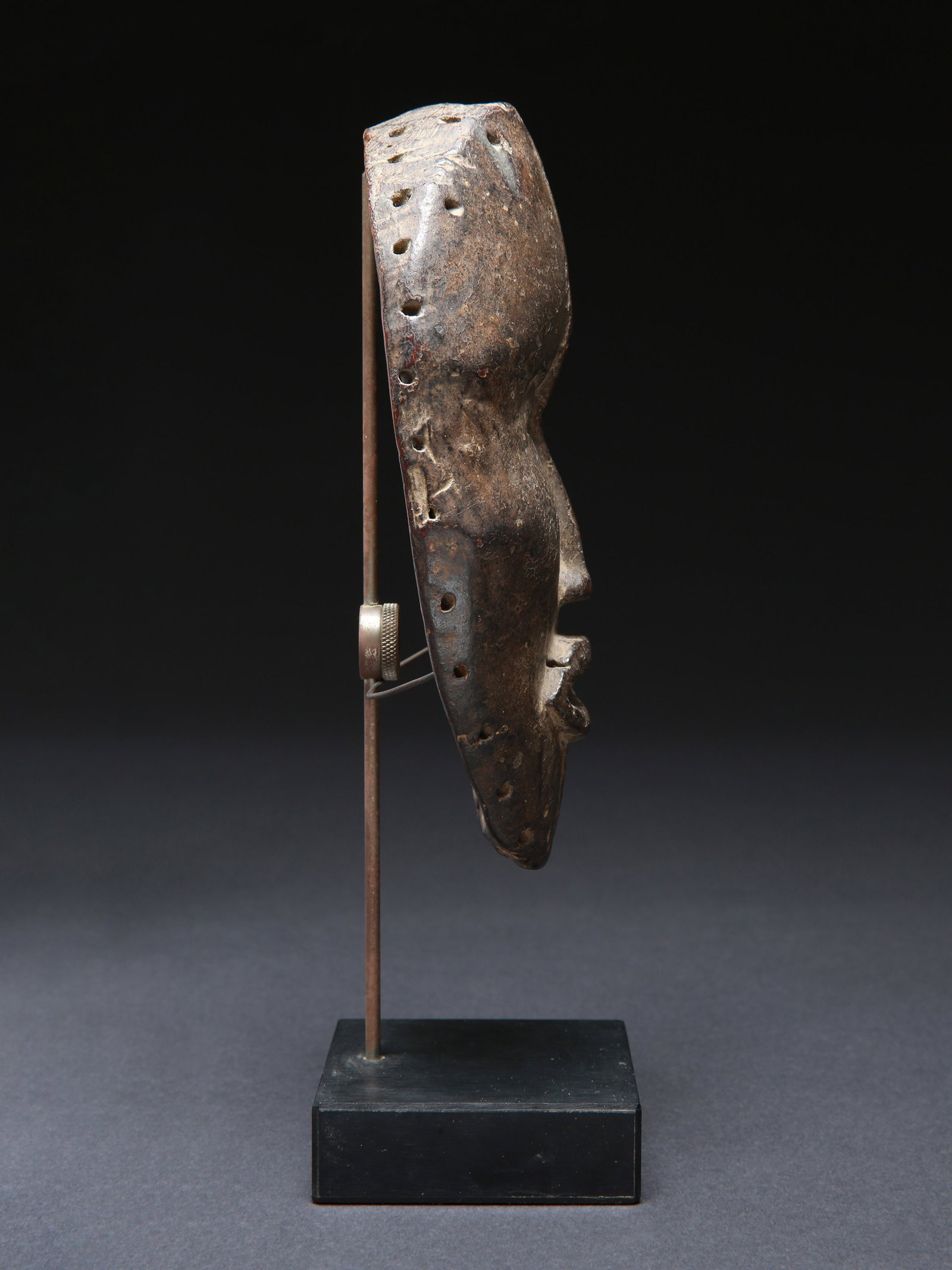 A Dan Mask, "deangle" or "tankagle" - 5