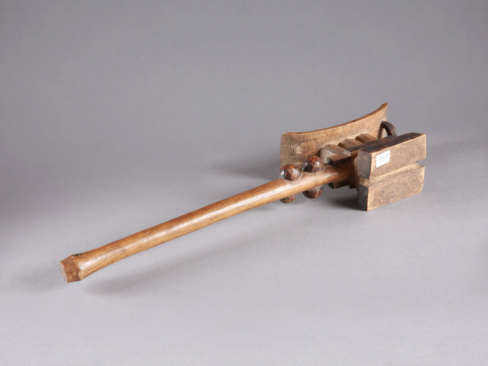 A Tsonga Headrest, "xhinkenhela - 10