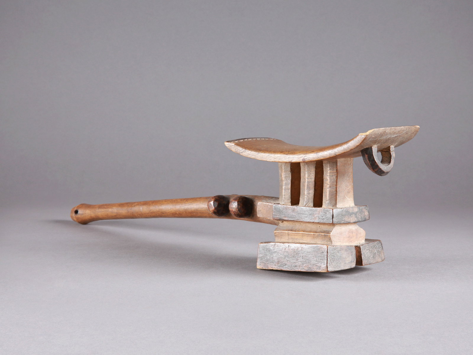 A Tsonga Headrest, "xhinkenhela - 5