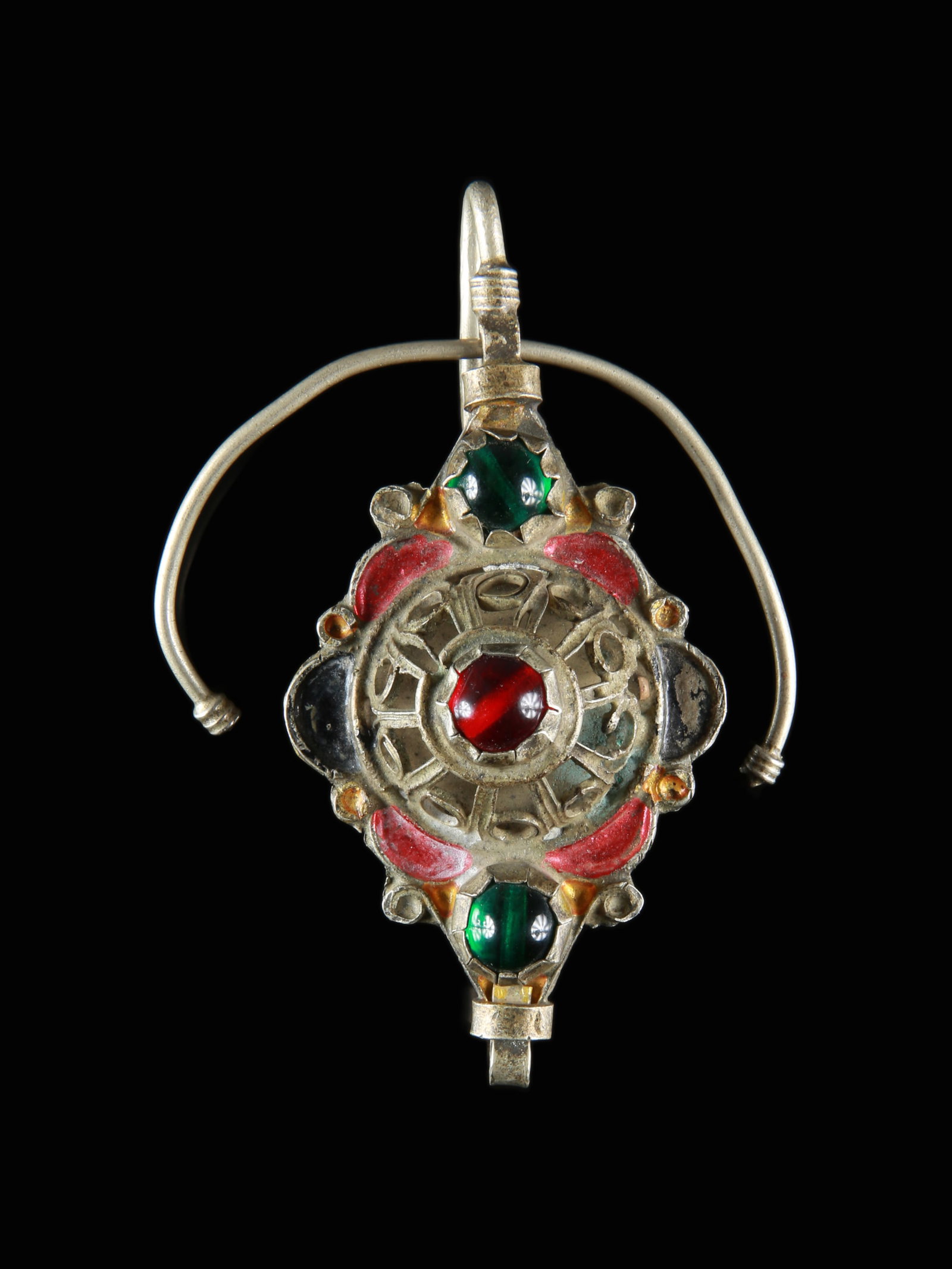 A Moroccan Fibula: Fibel, Gewandnadel Marokko Ohne Sockel / without base Weissmetall, Glasperlen. H 12 cm. Provenienz: - Schweizer Privatsammlung, Zürich. - Hammer Auktionen, Basel, 17.06.2021, Lot 89. - Claudine