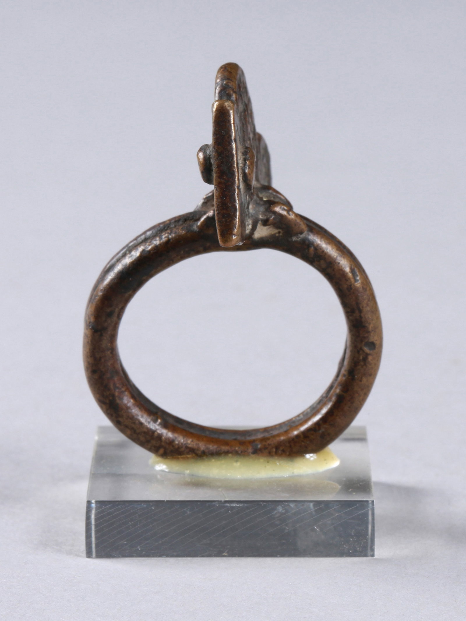 A Lobi Ring - 3