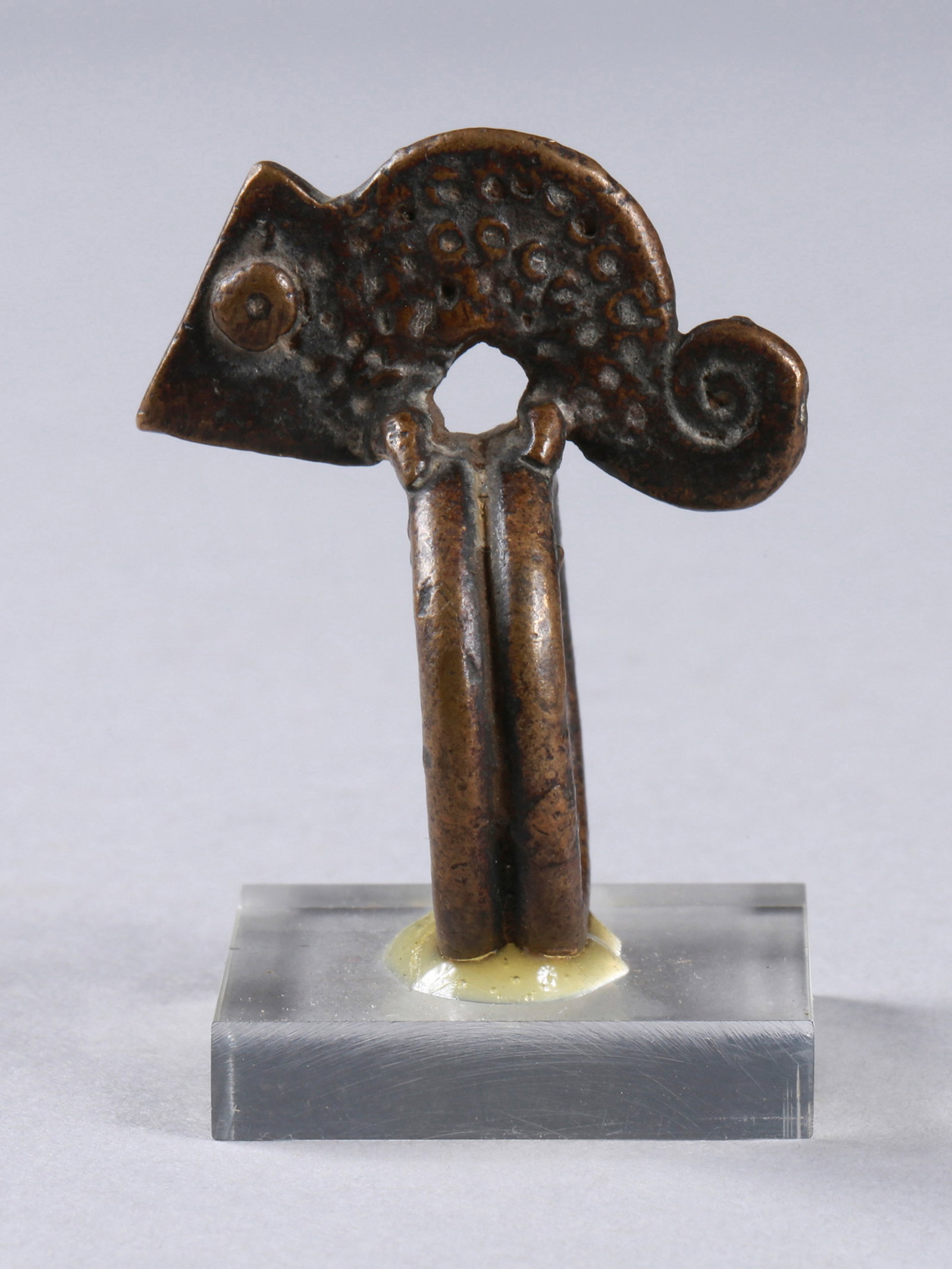 A Lobi Ring - 9