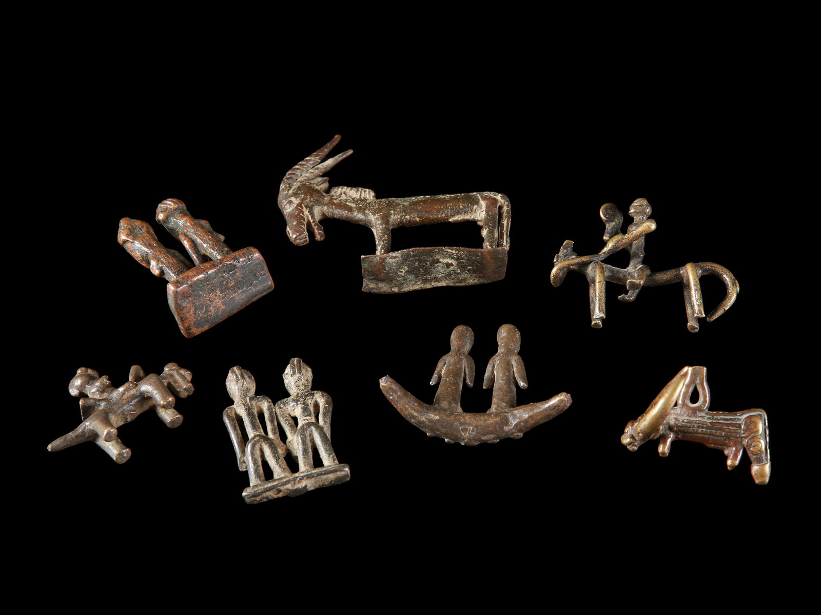 7 figurative Bronze Miniatures - 3