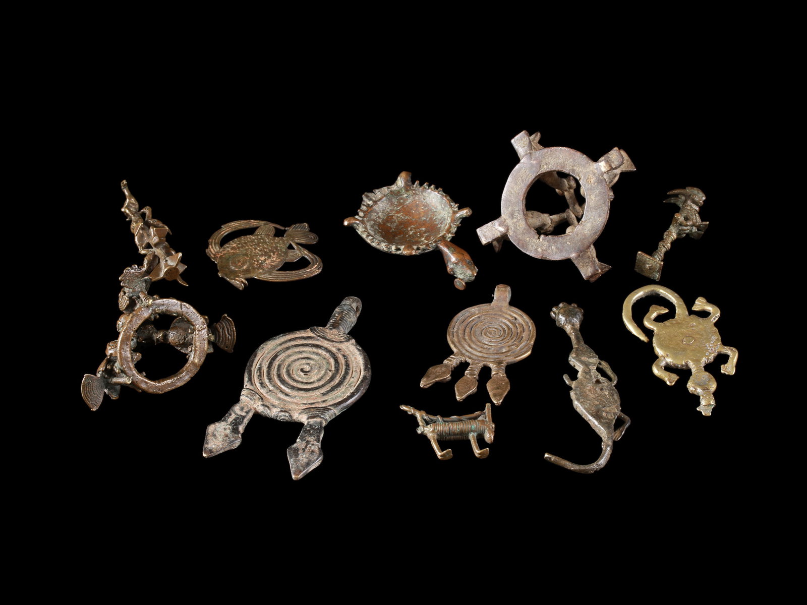 11 figurative Bronze Miniatures - 3