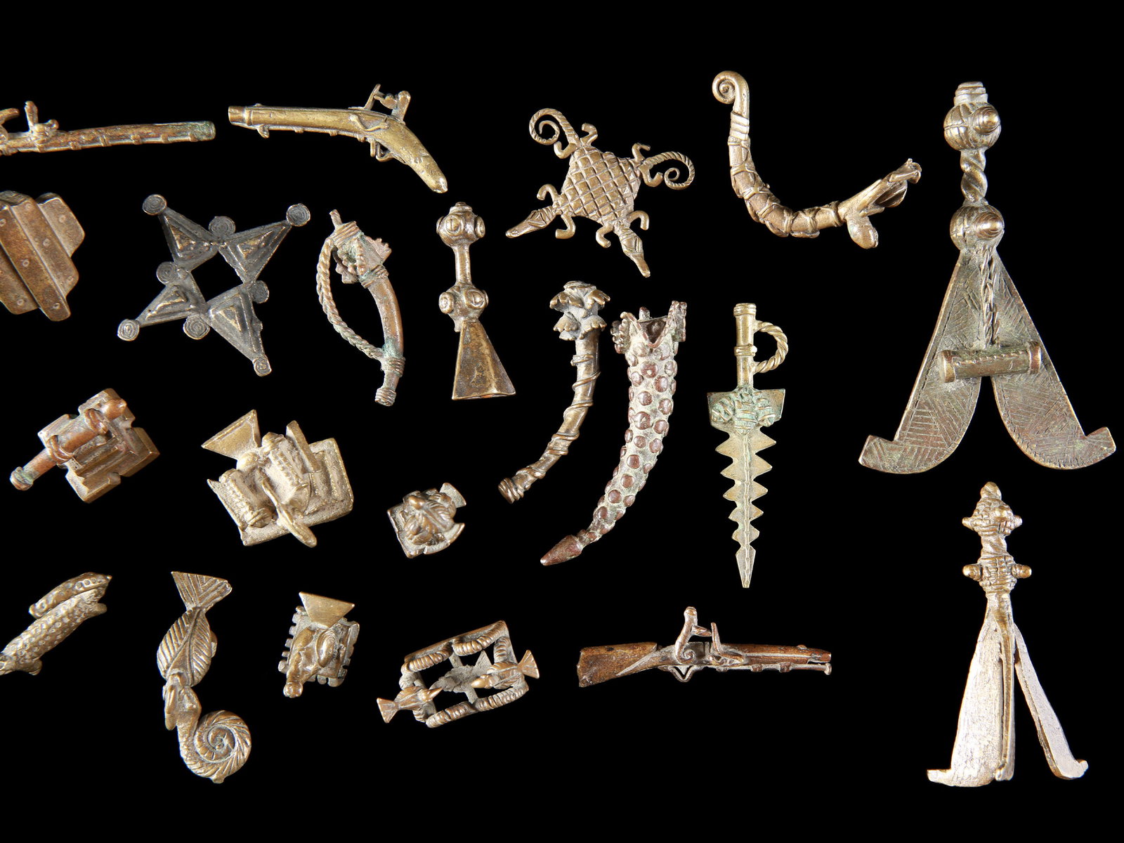 25 Asante figurative Goldweights - 5