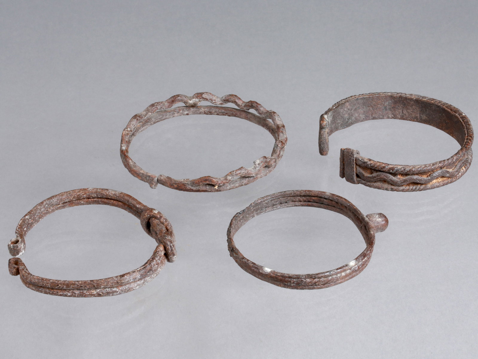 4 Iron Bracelets - 3