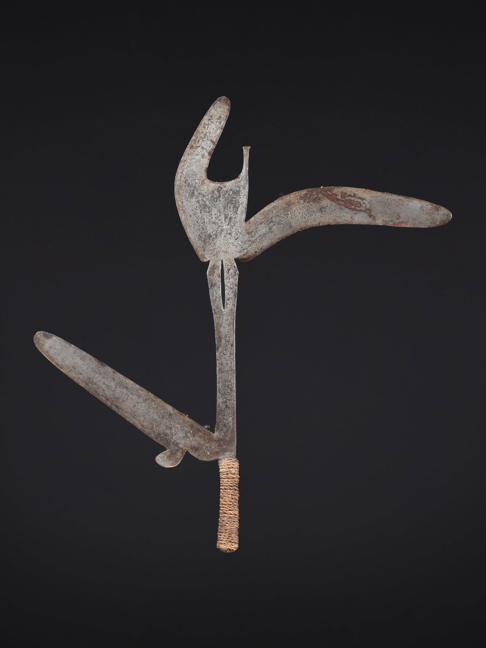 A Nzakara Throwing Knife, "kpinga" - 2