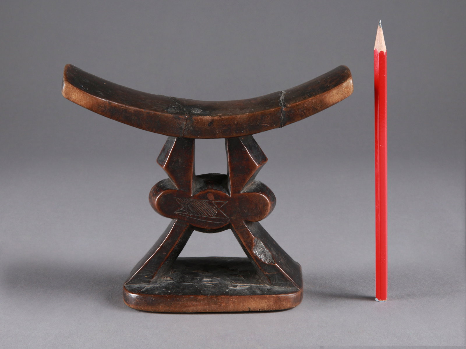 A Shona Headrest, "mutsago" - 2