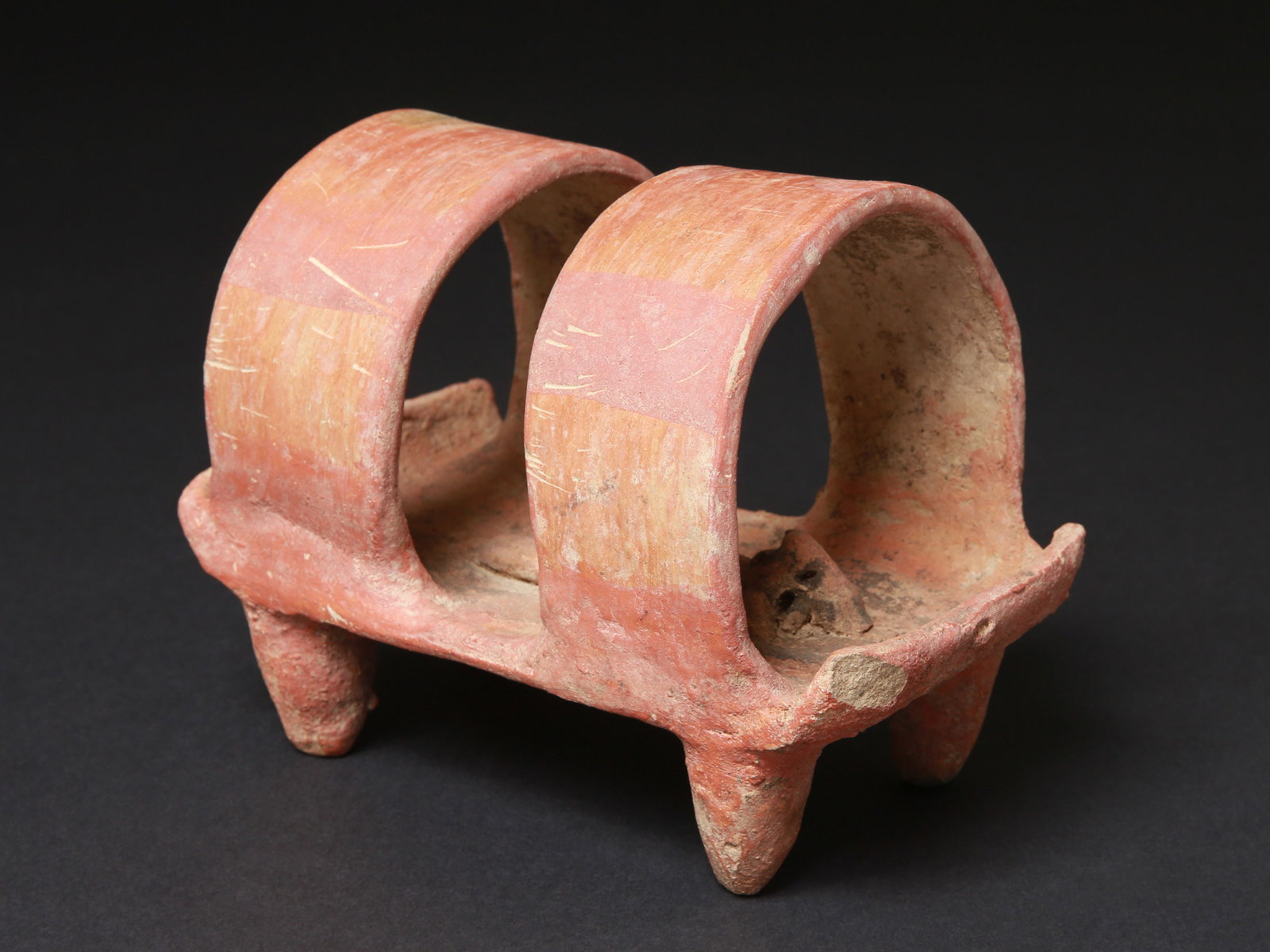 A Michoacan Bed Figure - 8