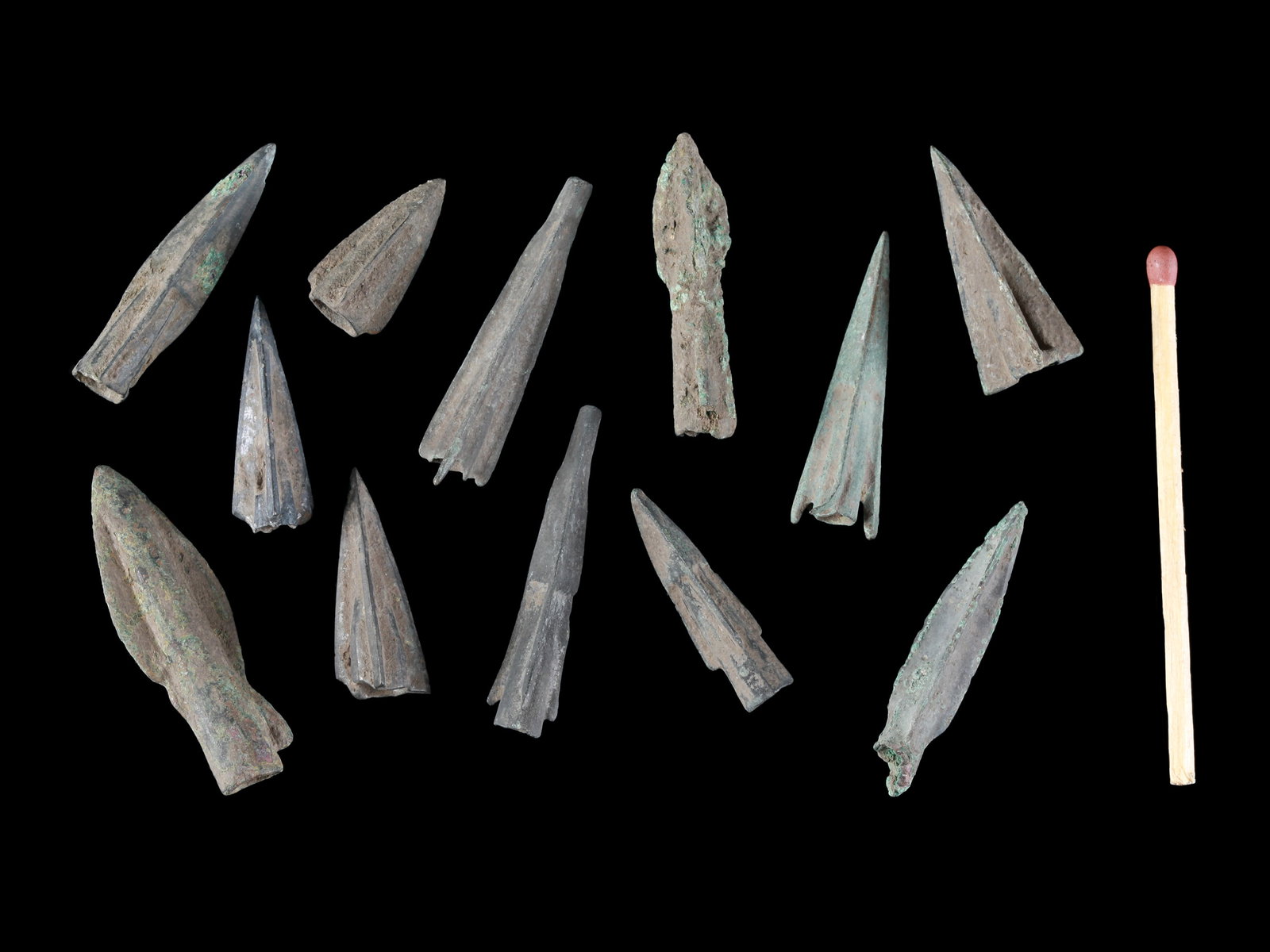 12 Bronze Age Arrowheads - 2