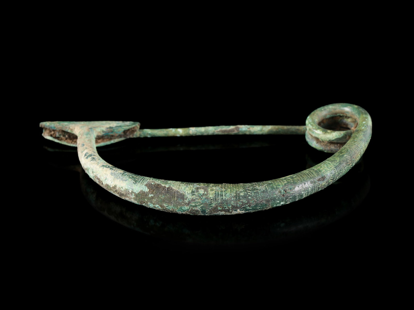 An Italic Arched Brooch - 3