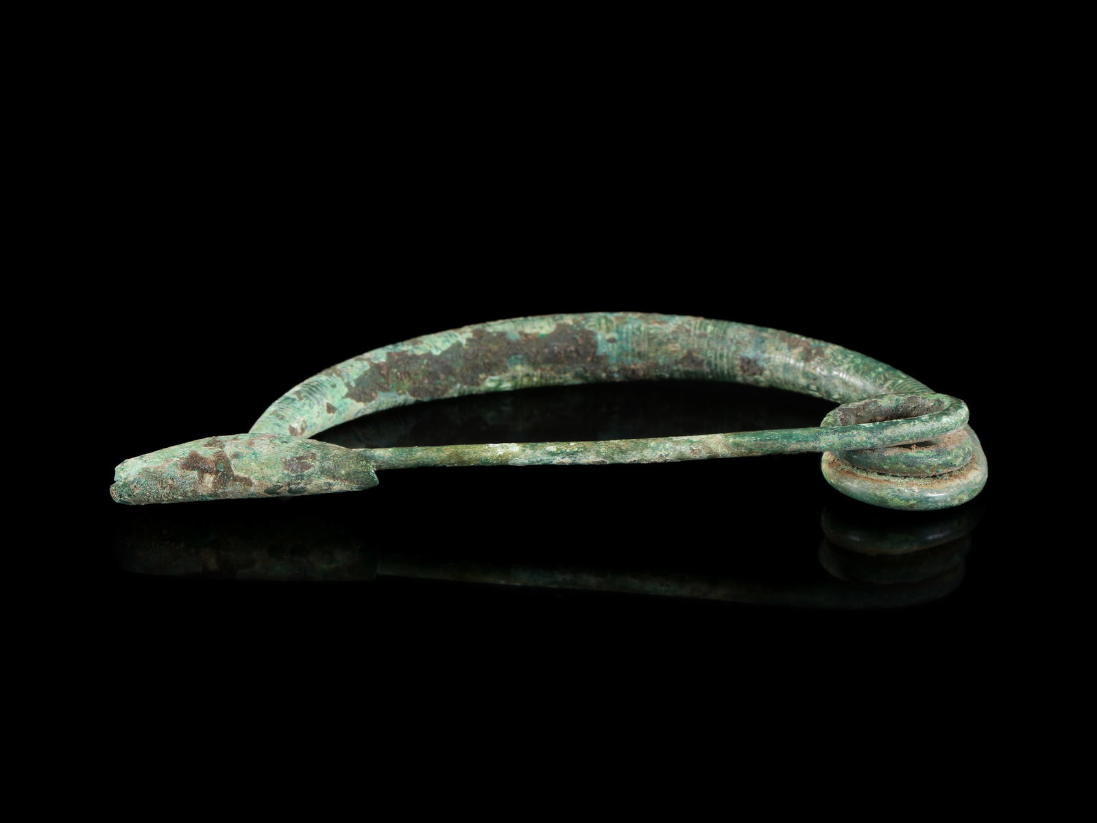 An Italic Arched Brooch - 7