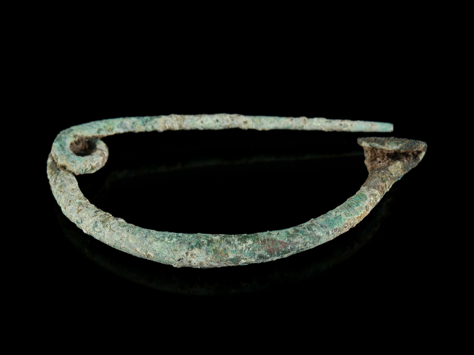 An Italic Arched Brooch - 4