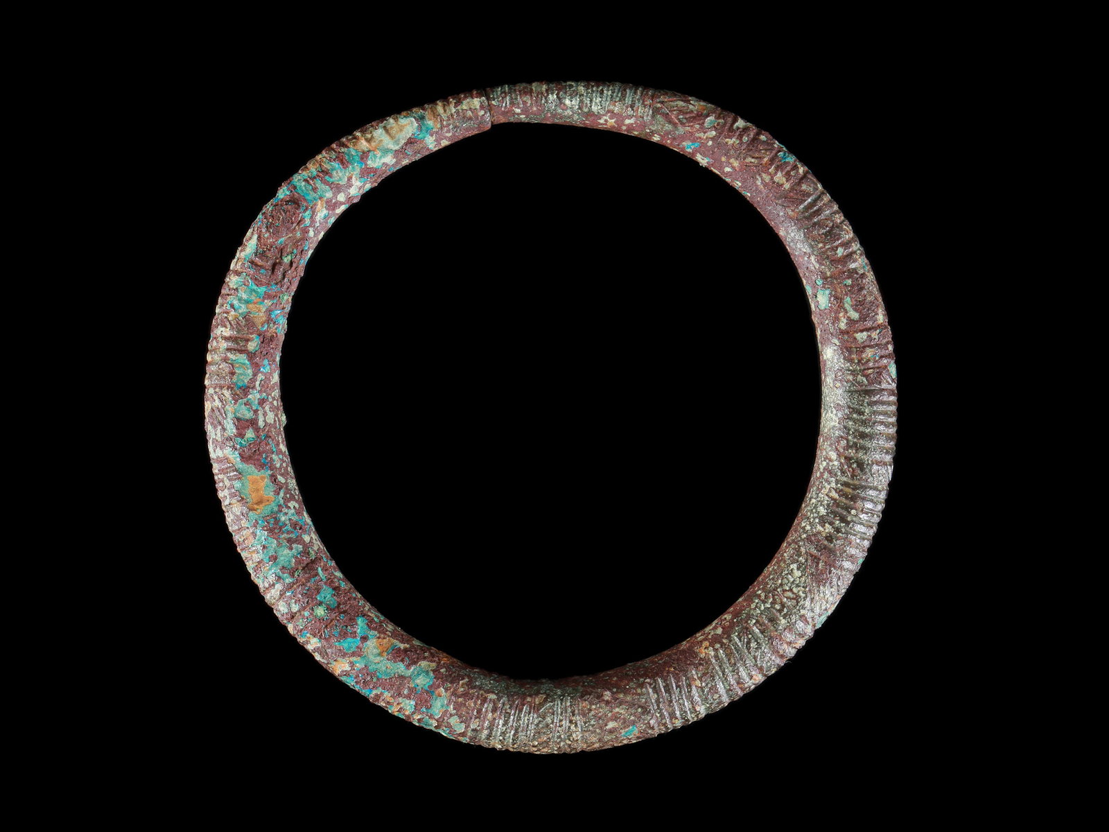 An Italic Bracelet - 4