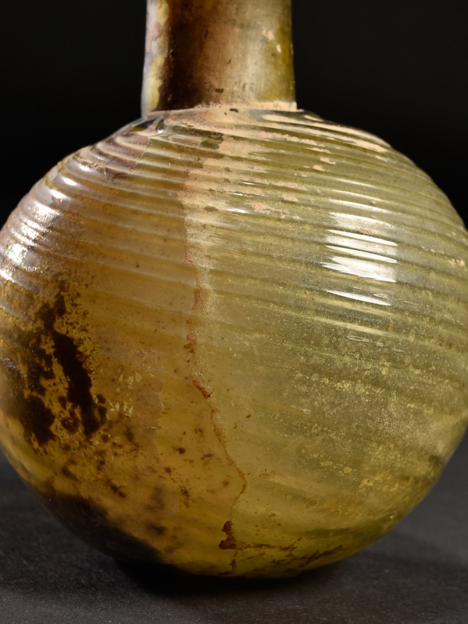 A Ribbed Sprinkler Flask - 7