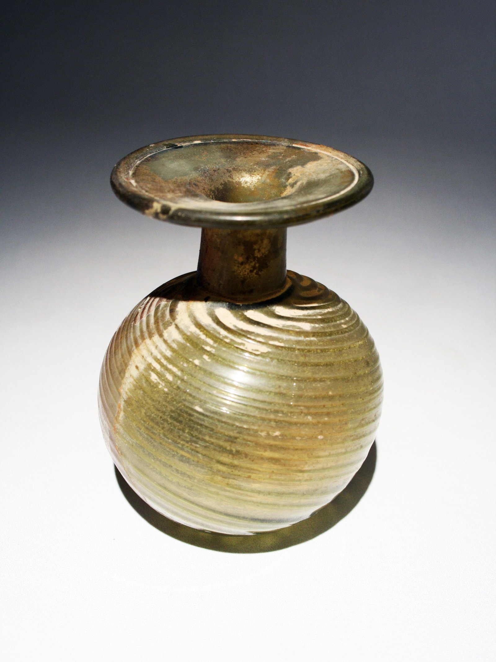 A Ribbed Sprinkler Flask - 8