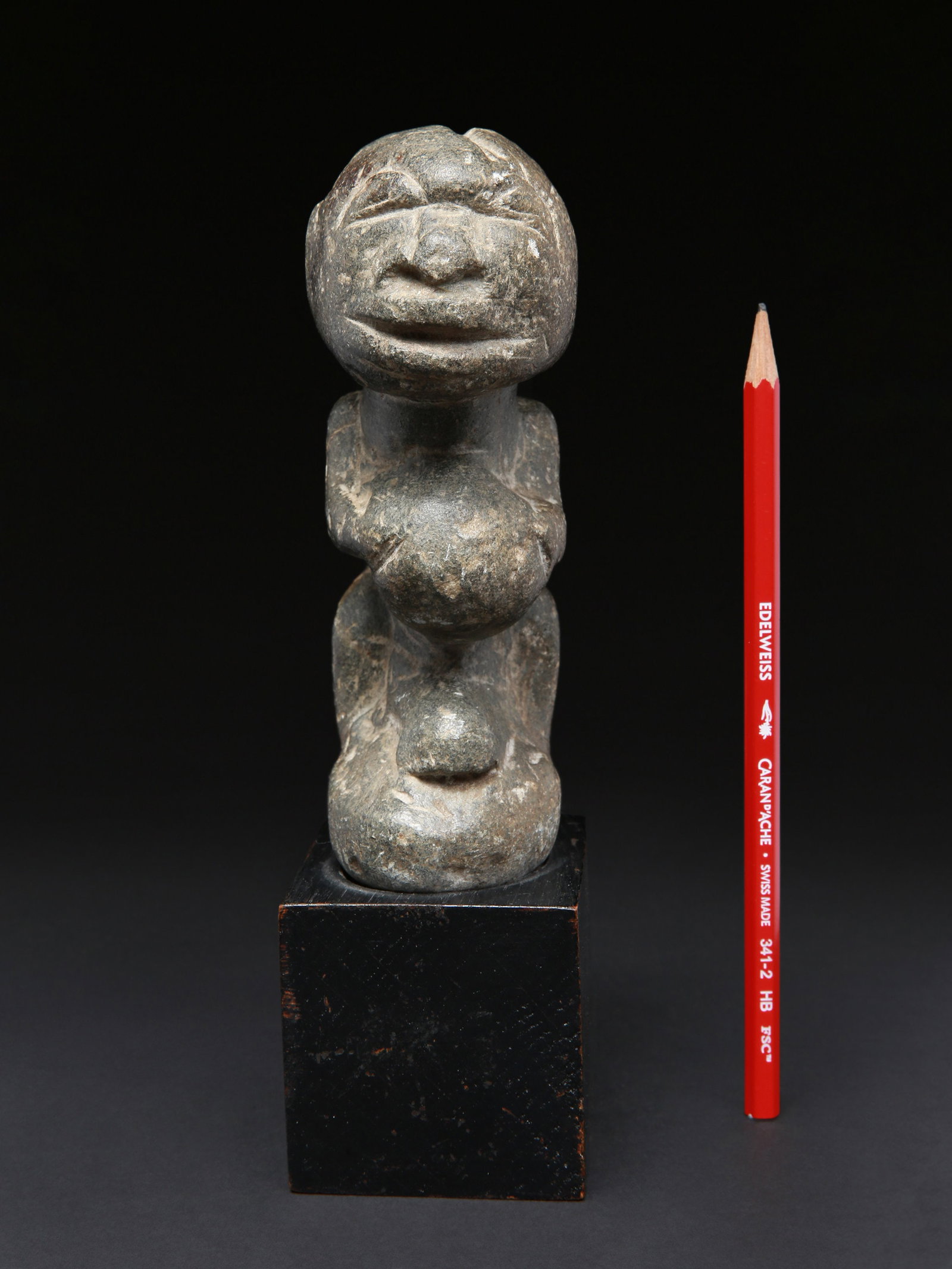 A Sapi Stone Figure, "Nomoli" - 2
