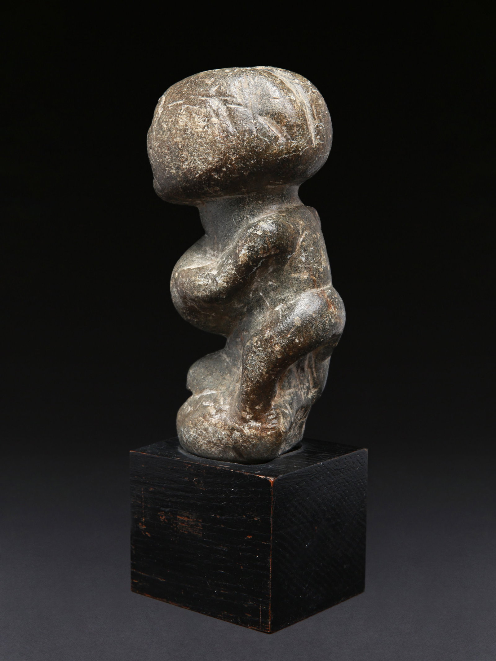 A Sapi Stone Figure, "Nomoli" - 8