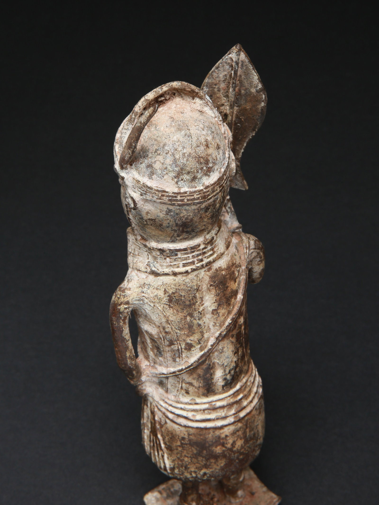 An Edo Commemorative Figure - 10