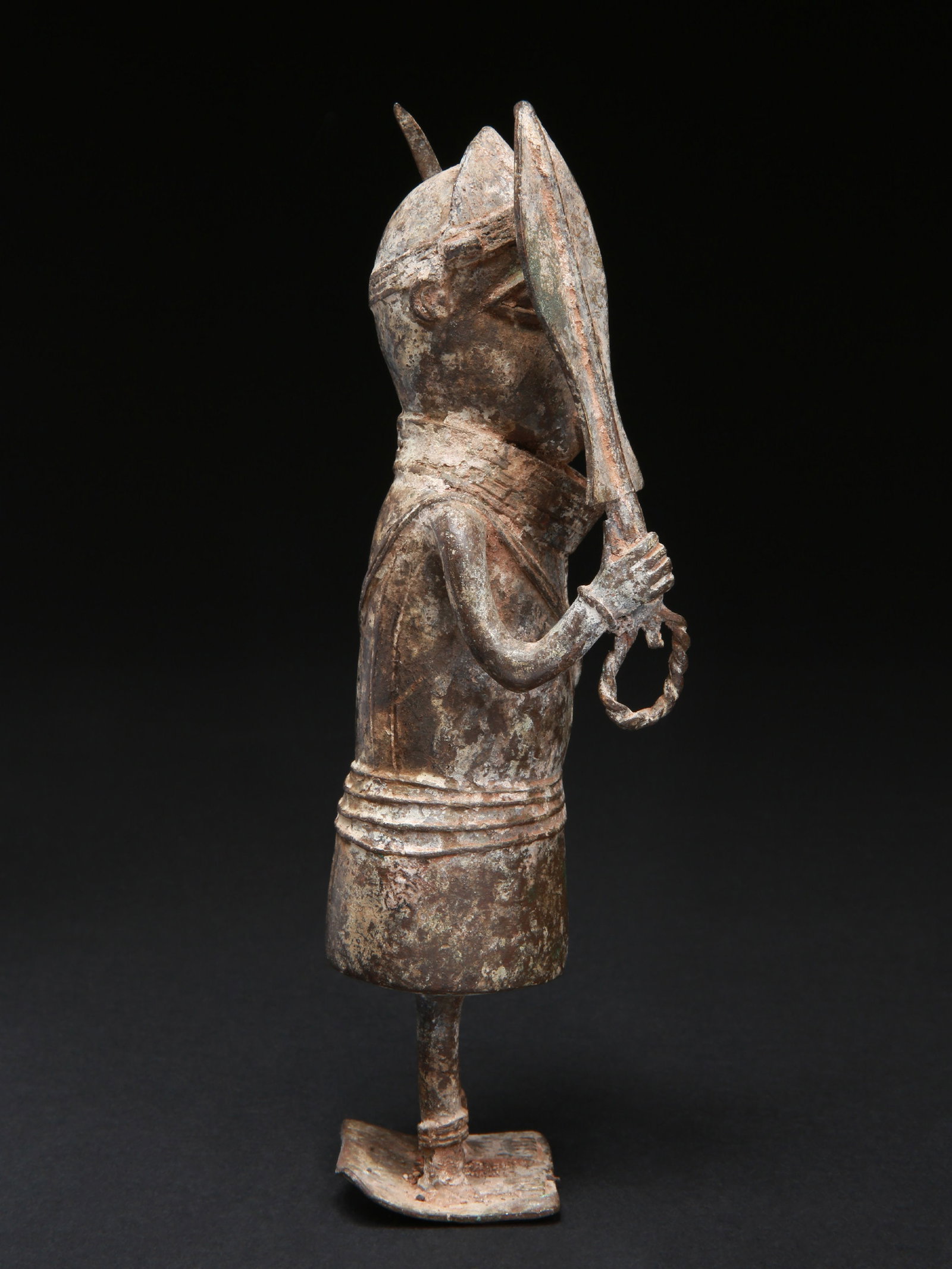 An Edo Commemorative Figure - 5