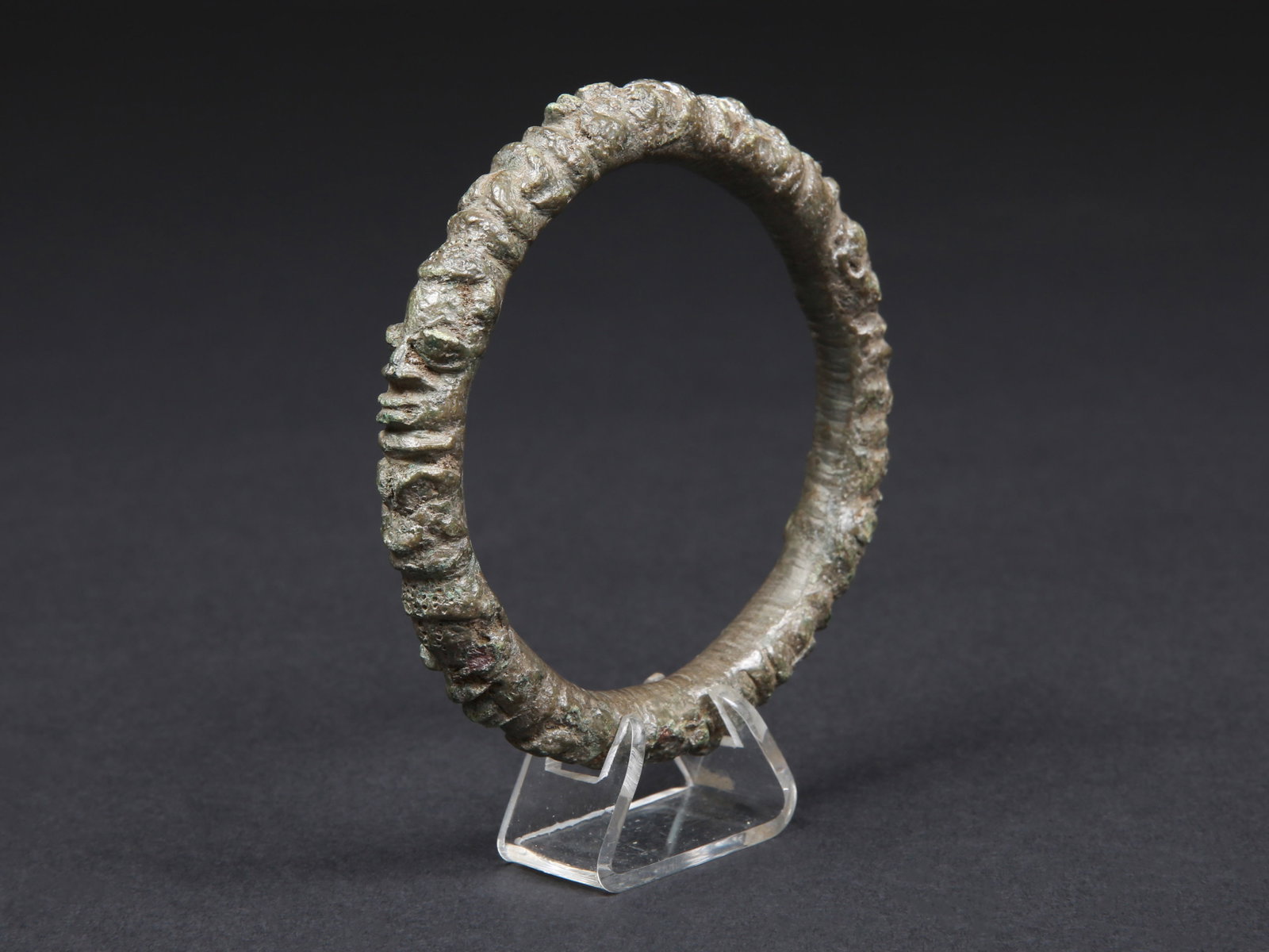 A Yoruba Bracelet with Ancestral Figures, Ogundipe Tradition (1 of 10)