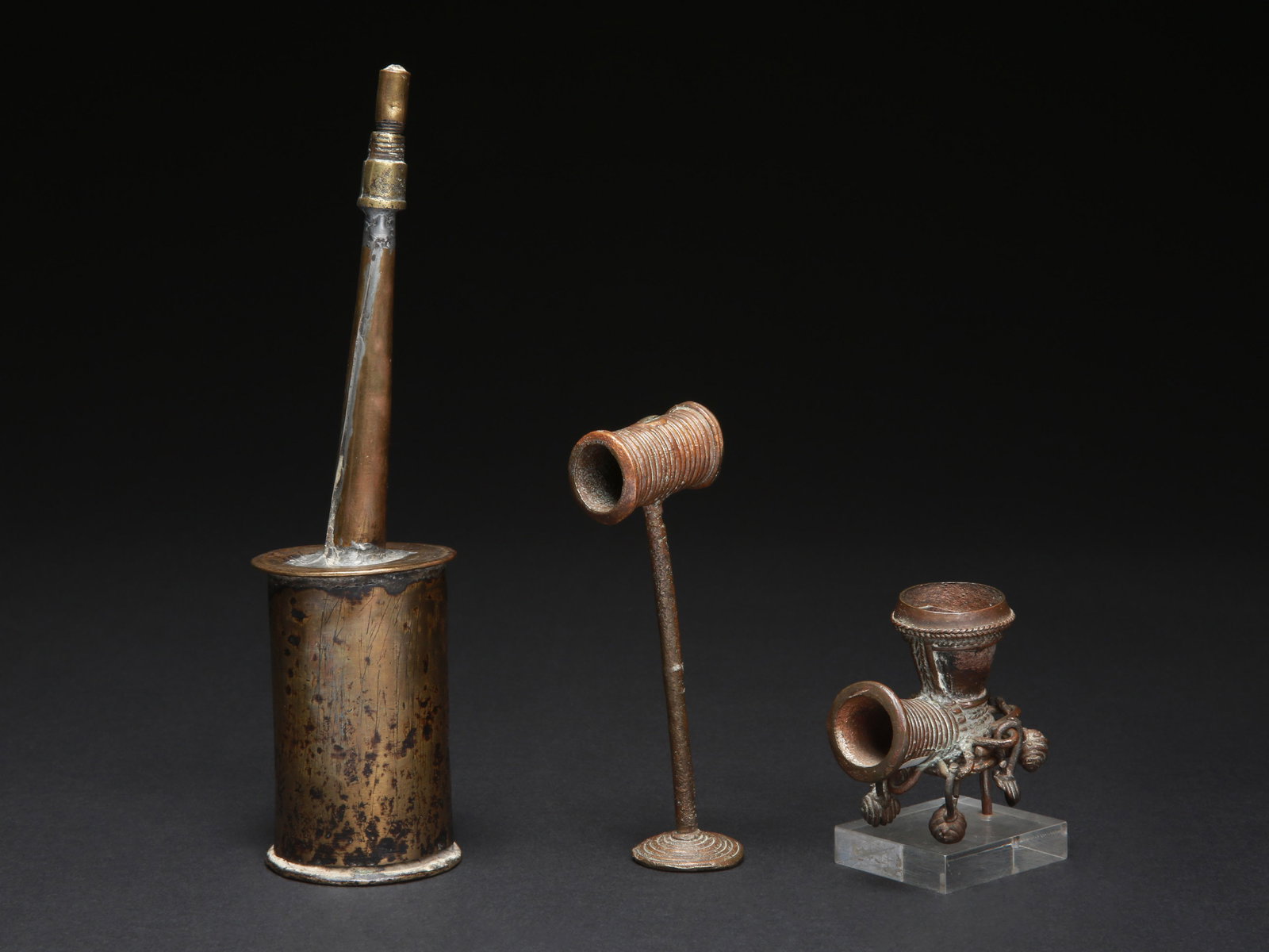 A Container, a Snuff Ring, and a Pipe Bowl - 7