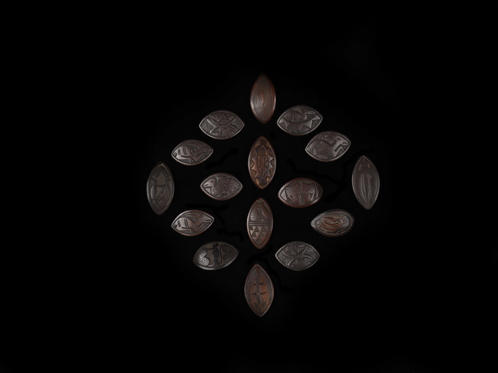16 Beti Nutshell Game Stones, "abbia" (1 of 18)