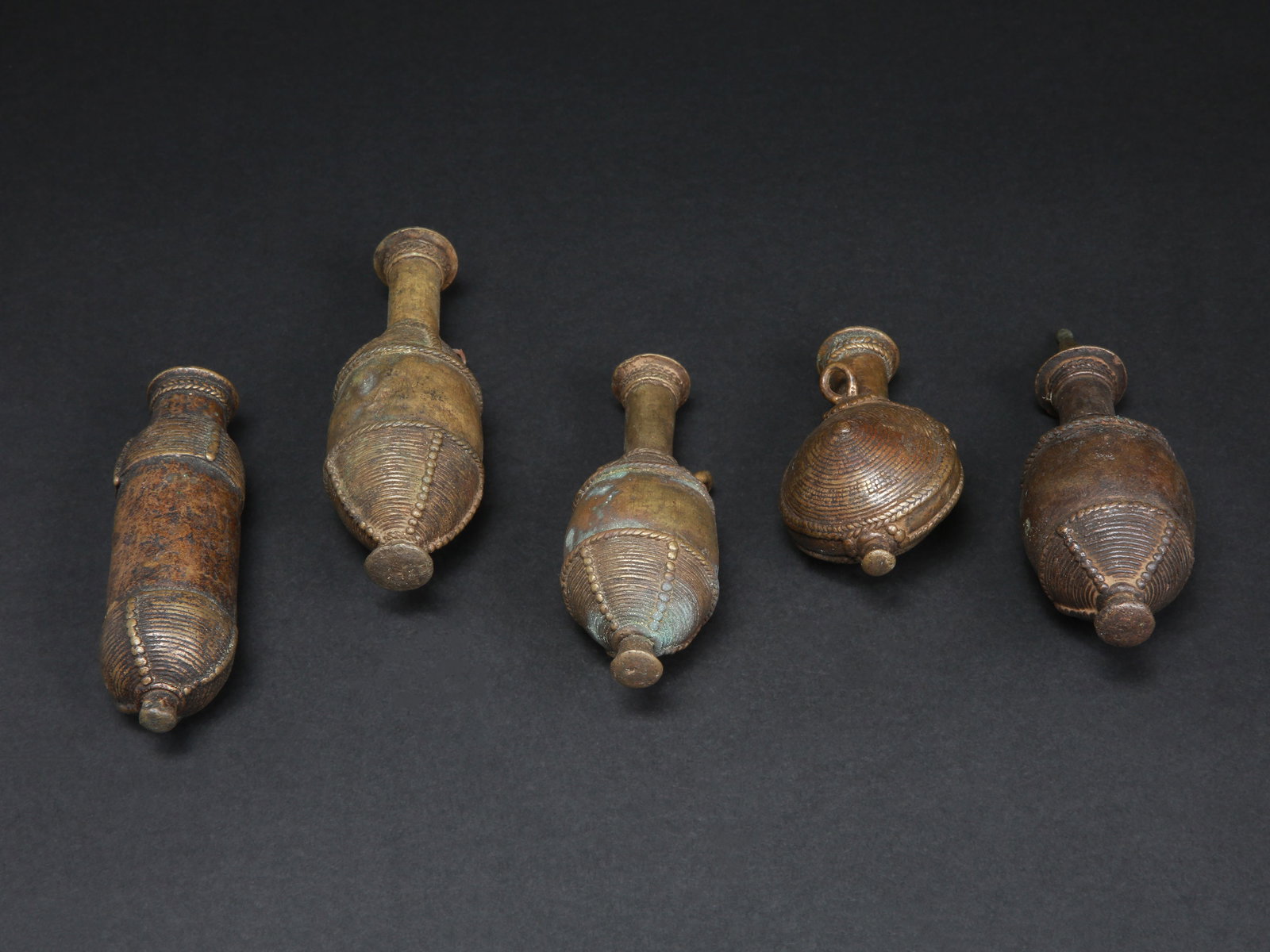 5 Kirdi Bottle-Shaped Snuff Containers - 3