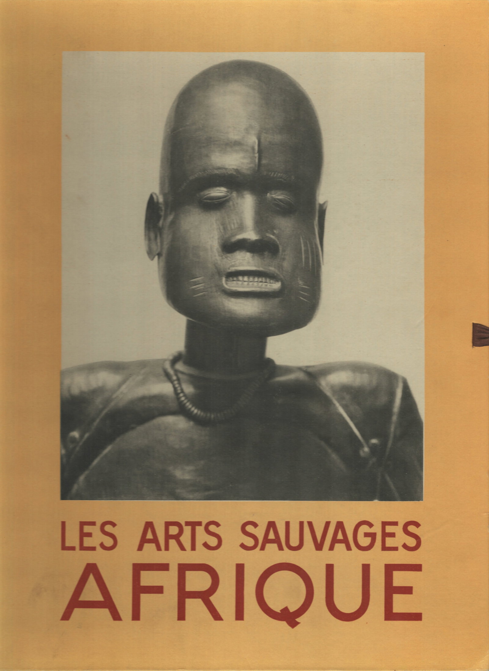 Les Arts Sauvages. Afrique: Les Arts Sauvages. Afrique Portier, André / Poncetton, FrançoisParis: Éditions Albert Morancé (1956)French Text/EditionNumerous illustrationsHardcover2046 gCHF 100 / 200
