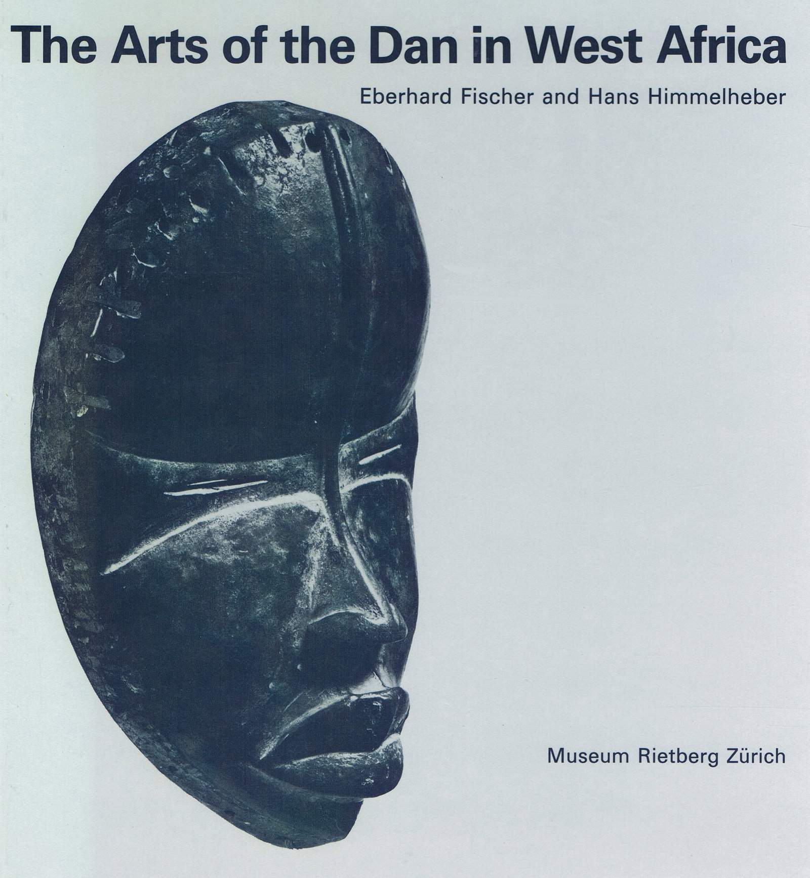The Arts of the Dan in West Africa: The Arts of the Dan in West Africa Fischer, Eberhard / Himmelheber, HansZürich: Museum Rietberg (1984)ISBN: 3-907070-04-6English Text/Edition192 pagesNumerous illustrationsHardcover21 x 23