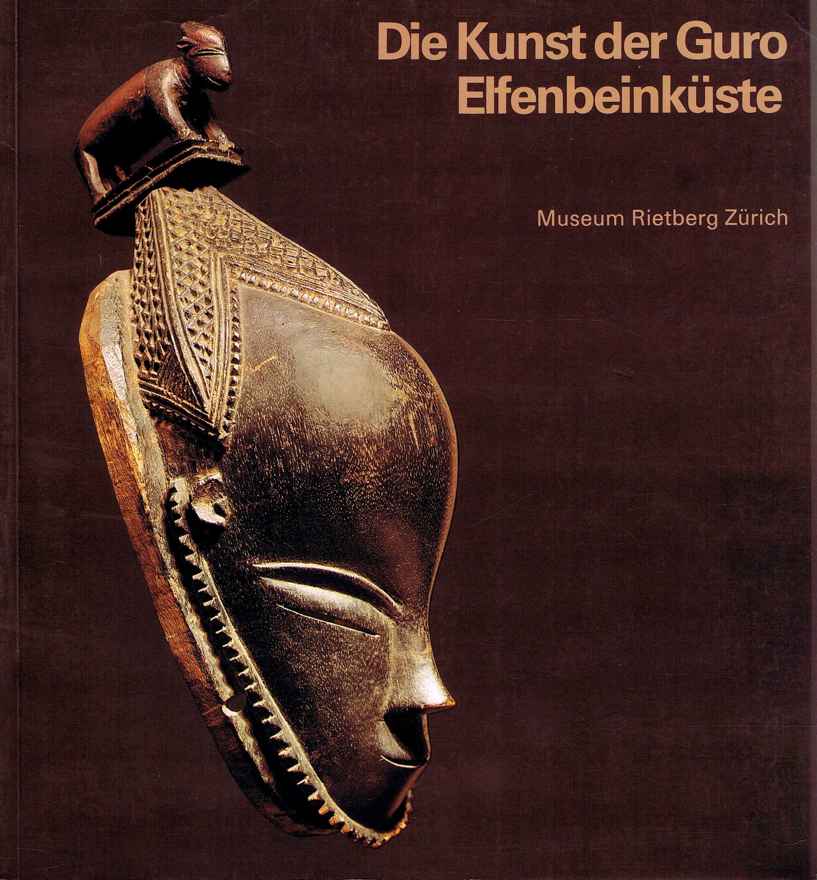 Die Kunst der Guro. Elfenbeinküste: Die Kunst der Guro. Elfenbeinküste Fischer, Eberhard / Homberger, Lorenz Zürich: Museum Rietberg (1985)ISBN: 3-907070-06-2German Text/Edition312 pages289 monochrome photographsSoftcover22