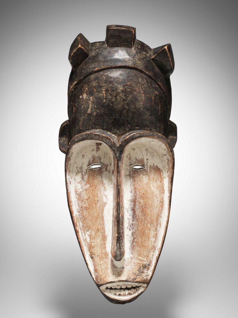 Maske, "n'gil" (1 of 5)