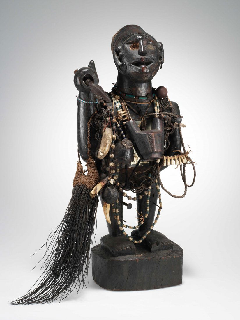 Power figure (nkisi nkondi) picture