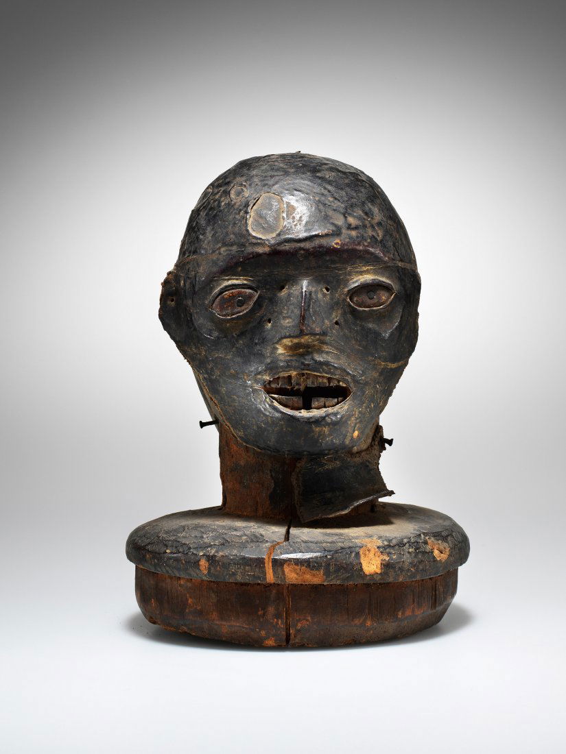 Tanzaufsatz, Janus (1 of 5)