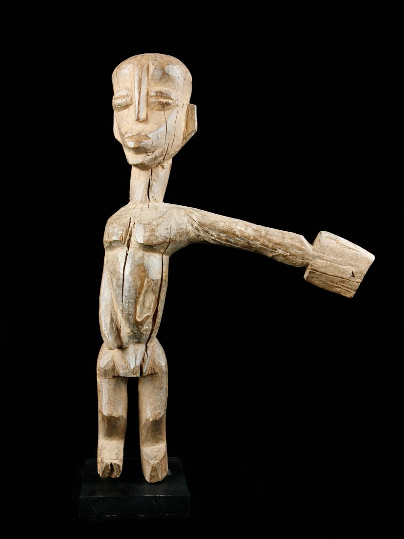 Figur, "bateba" (1 of 8)