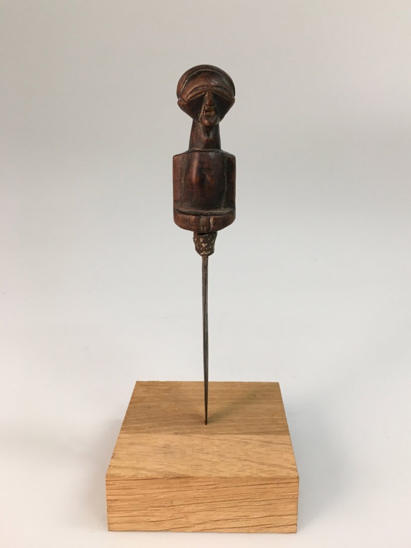 Figuerlicher Dolch (1 of 8)