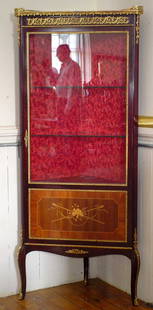 INLAID FRENCH BRONZE MOUNTED CORNER VITRINE 14156: Lovely carved French corner vitrene cabinet with bronze mounted and inlay door. Dimension: 60 1/2" H x 26" W x 21" D Age: C. 1920 Material: Wood & Bronze