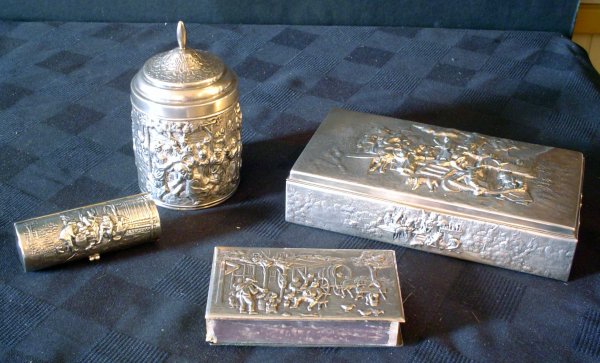 4PC'S OF EMBOSSED SILVER 15619