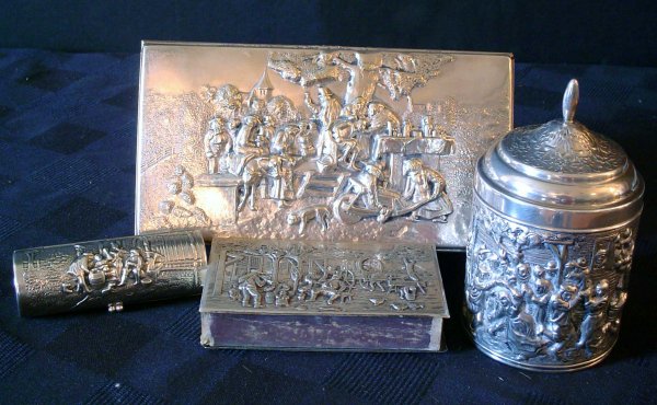 4PC'S OF EMBOSSED SILVER 15619 - 2