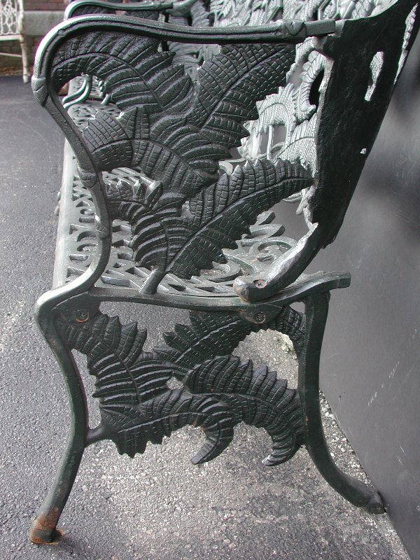 CAST IRON BENCH WITH FERNS 2823A - 3