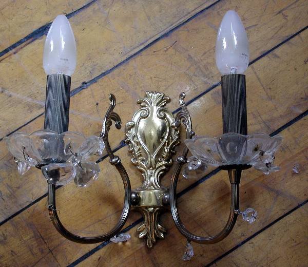 2 ARM BRASS & CRYSTAL SCONCE 2798