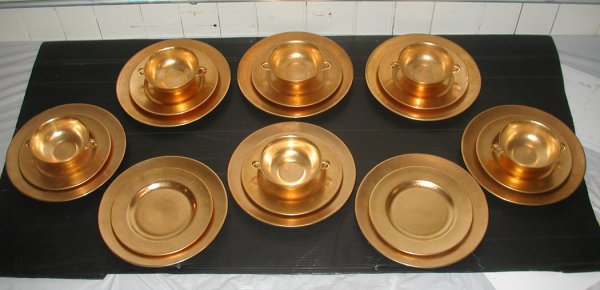 LOT OF GOLD PICARD DISHES AND CUPS 22 PC'S 3268: Lot of gold Picard flatware. Set includes 8 LG Dishes, 8 SM Dishes and 6 Cups. Dimensions: LG-10 1/2"Diameter SM- 8 1/4"Diameter Cups- 6 1/2"H x 5 W Age: C. 1920 Material: Porcelain