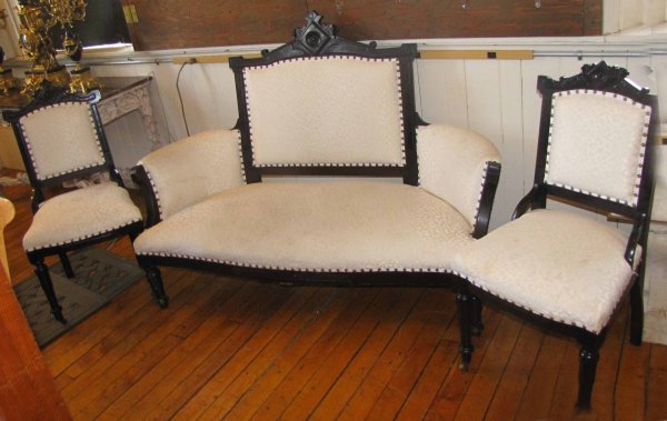 VICTORIAN RENAISSANCE 3 PC WHITE PARLOR SET 1573