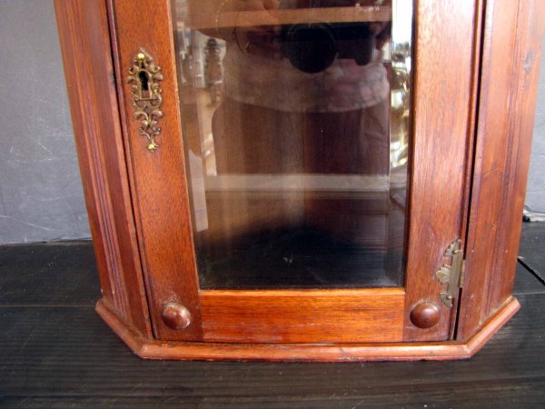 CORNER WALL CURIO CABINET DANIEL PABST ATTRIB 1536 - 4