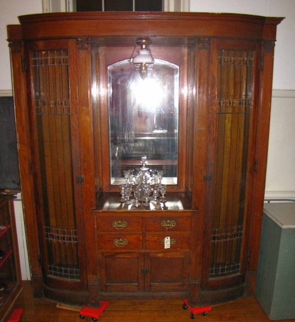 LG OAK DOUBLE SIDED CURIO CABINET LEADED DOOR 1635