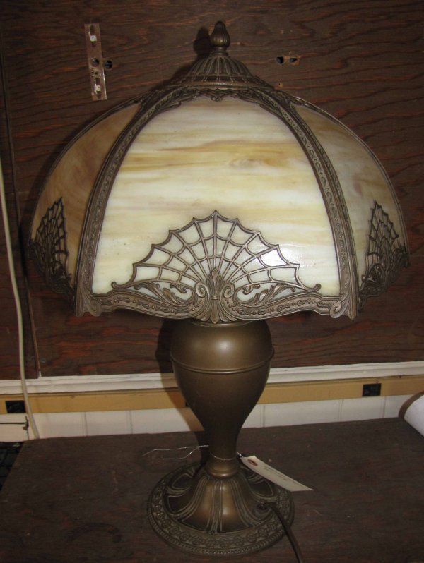 BENT SLAG GLASS TABLE LAMP SPIDER WEB OVERLAY 3624 - 3